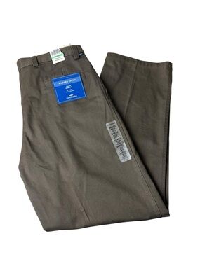 Dockers NWT 34X32 Pleated Washes Brown Chino Casual Dress Pants